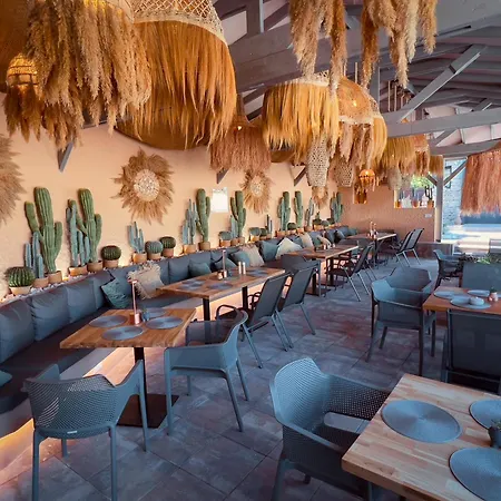 Pino - Villa, Casa, Cucina е Terrazza 4* Албена