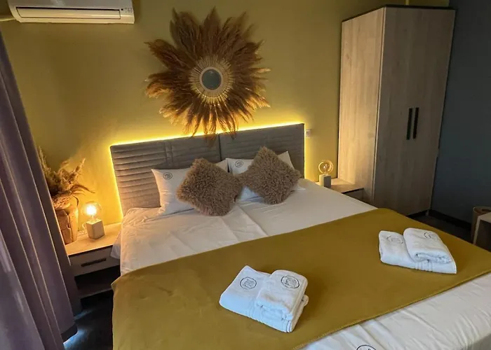 Pino - Villa, Casa, Cucina е Terrazza Гостьовий будинок