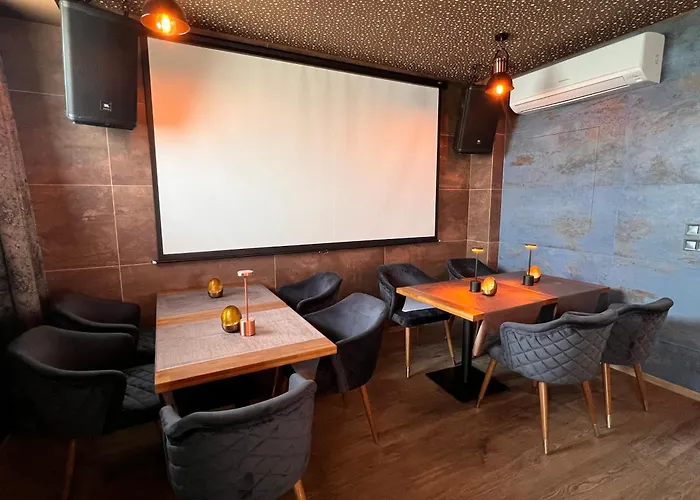 Pino - Villa, Casa, Cucina е Terrazza 4* Албена