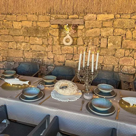 Pino - Villa, Casa, Cucina е Terrazza * Albena
